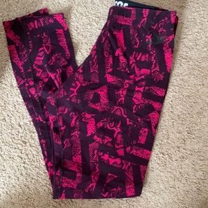 Pink Nike leggings